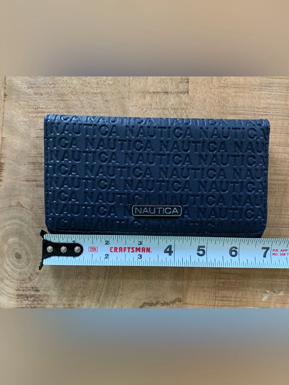 Nautica Men's Navy Embossed Wallet Card Holder like new